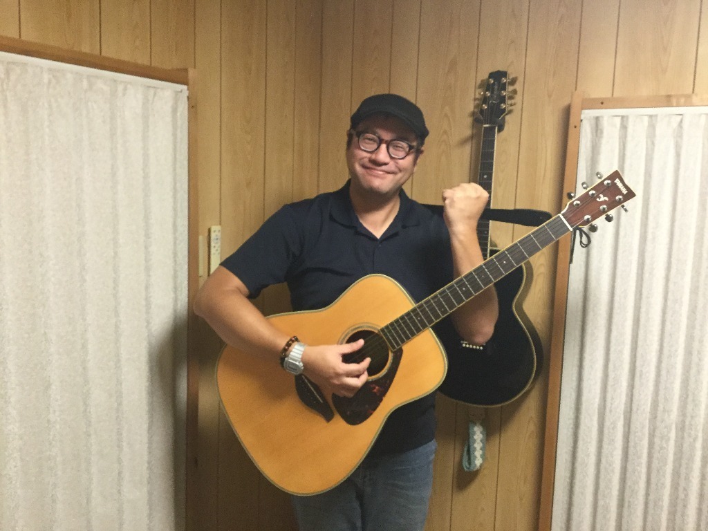 青山先生が加わりました